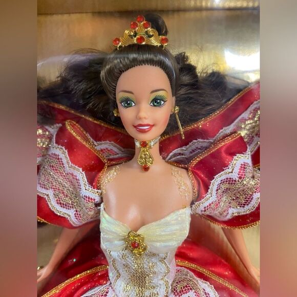 1997 Holiday Barbie Happy Holidays Gold Special Edition Eyes Blue Box Green Doll - Picture 2 of 9